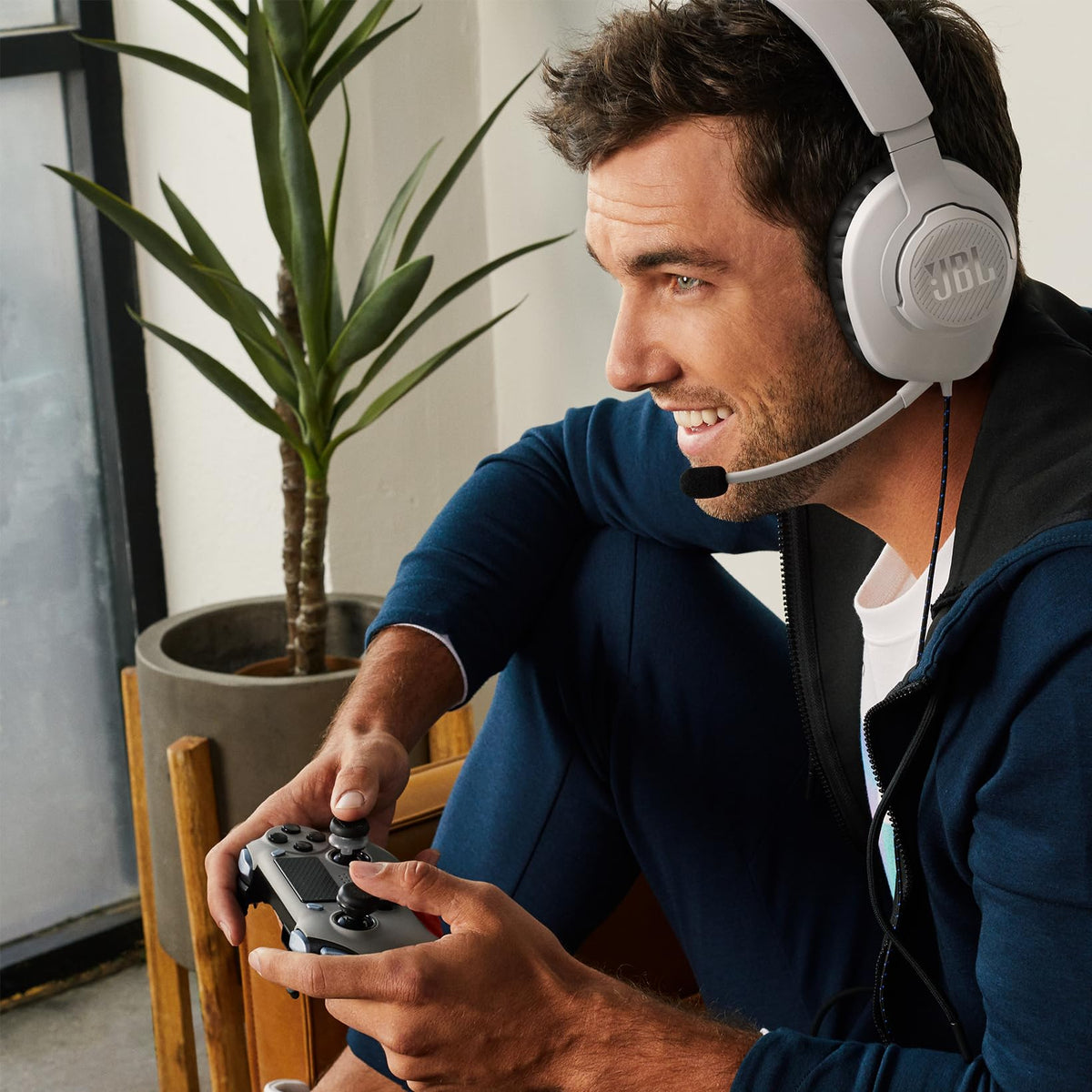 JBL Quantum 100 Wired Over-Ear Gaming Headset with Boom Mic, Multi-Platform Compatible, Black