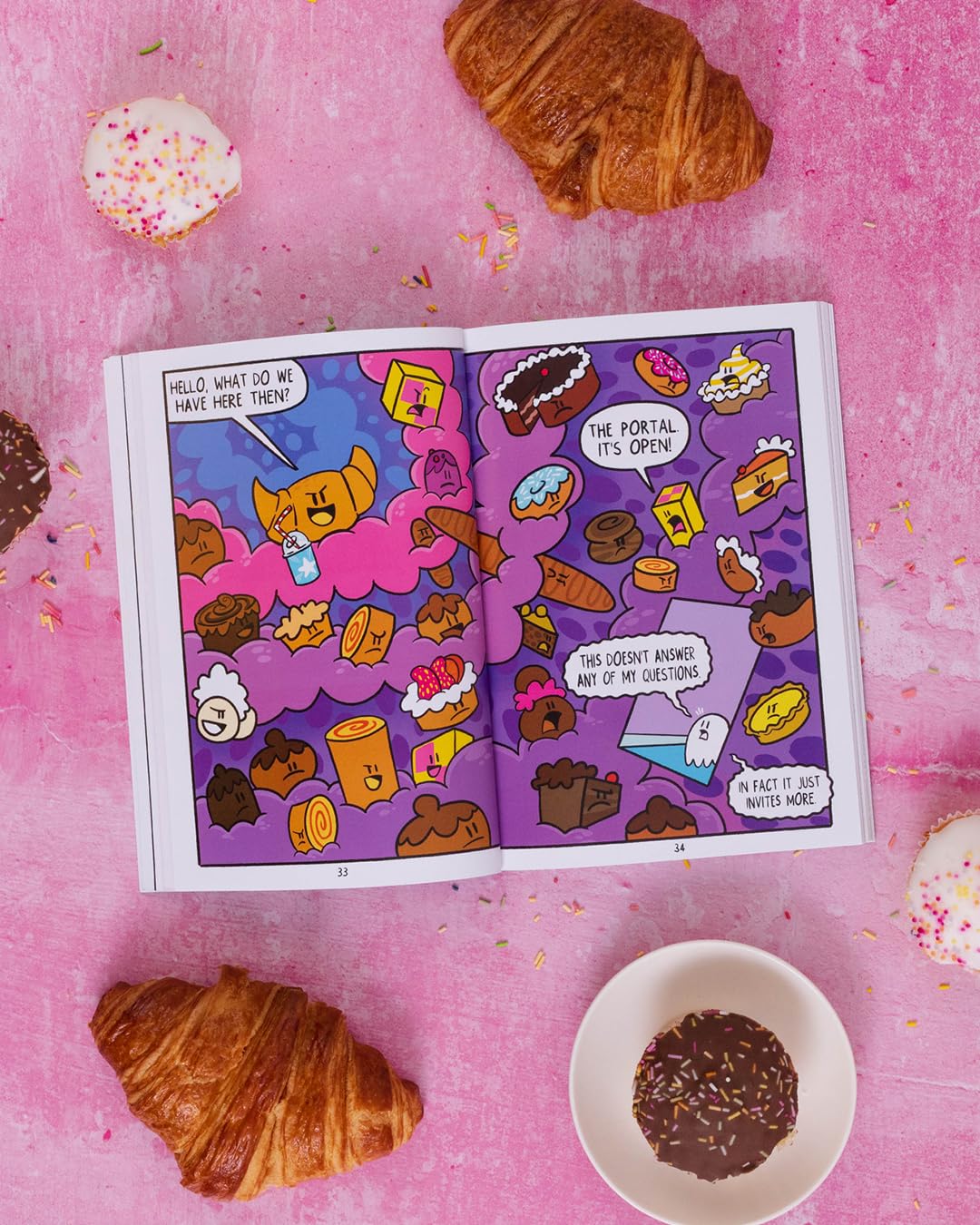 Ghost and Toast: brilliantly bonkers and side-splittingly funny graphic novel adventures for fans of BUNNY VS MONKEY and DONUT SQUAD!