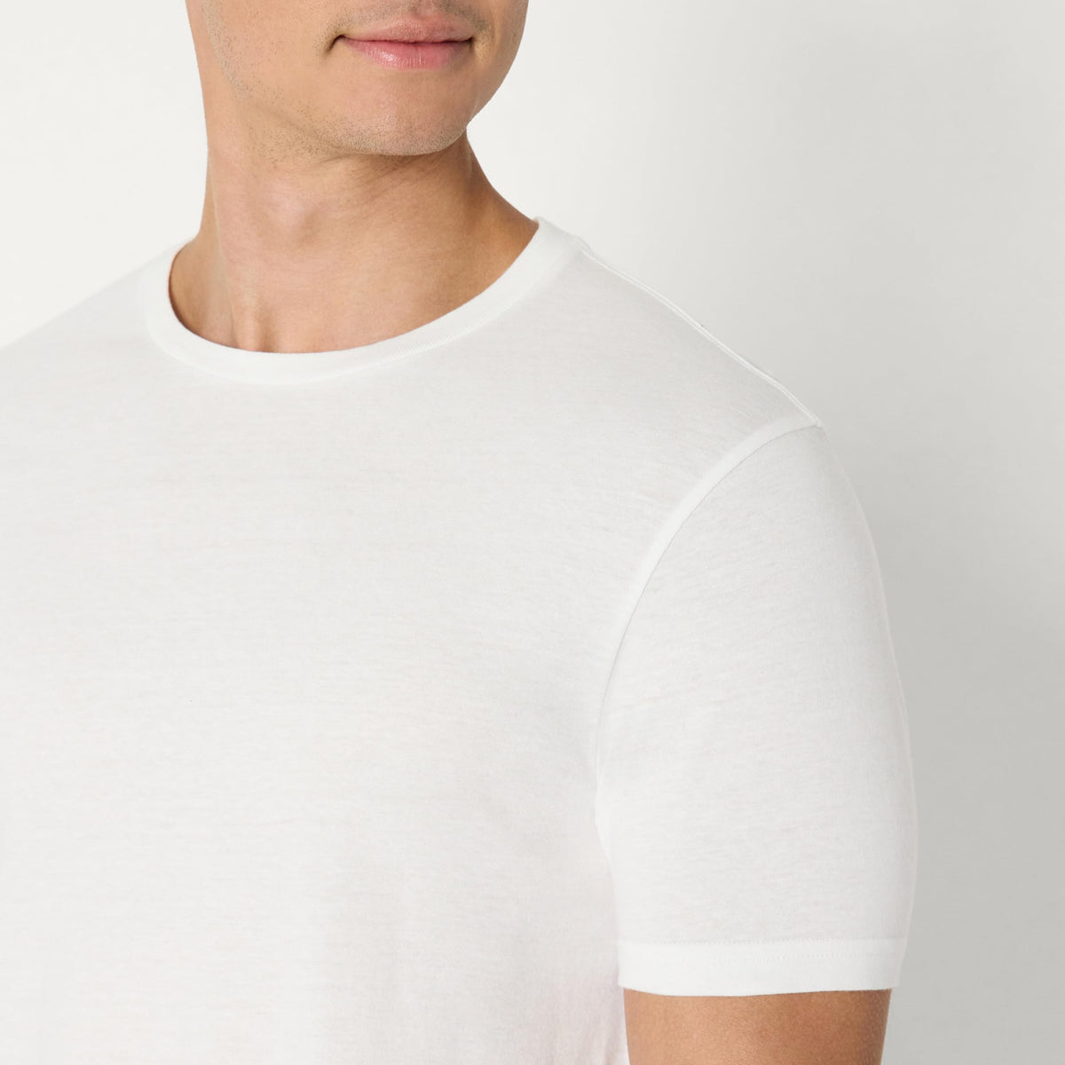 Amazon Essentials Men's Vests - Slim-Fit Cotton Crew Neck, Short and Long Sleeve T Shirt, Pack of 6, Undershirt and Vests for Men
