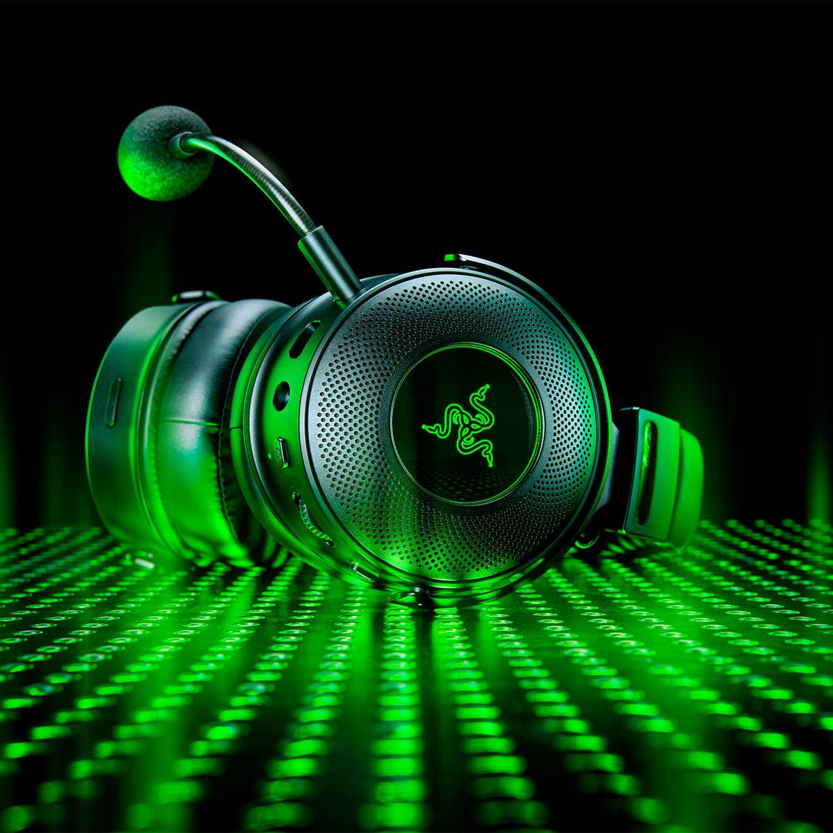 Razer Kraken V3 X USB - Wired USB Gaming Headset (ultra-lightweight at 285g, TriForce 40mm drivers, HyperClear Cardioid Microphone, 7.1 surround sound, Chroma RGB) Black