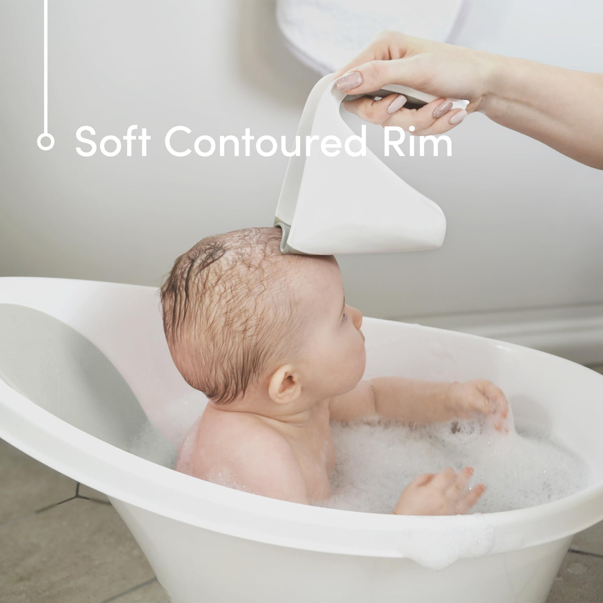 Shnuggle Baby Bath Rinse Cup, Soft Rim Shampoo Rinser and Hair Wash Jug, No Tears Design for Newborn and Toddler Bath Time, Easy Grip Handle, Gentle Washing Accessory, Suitable from Birth. Taupe.