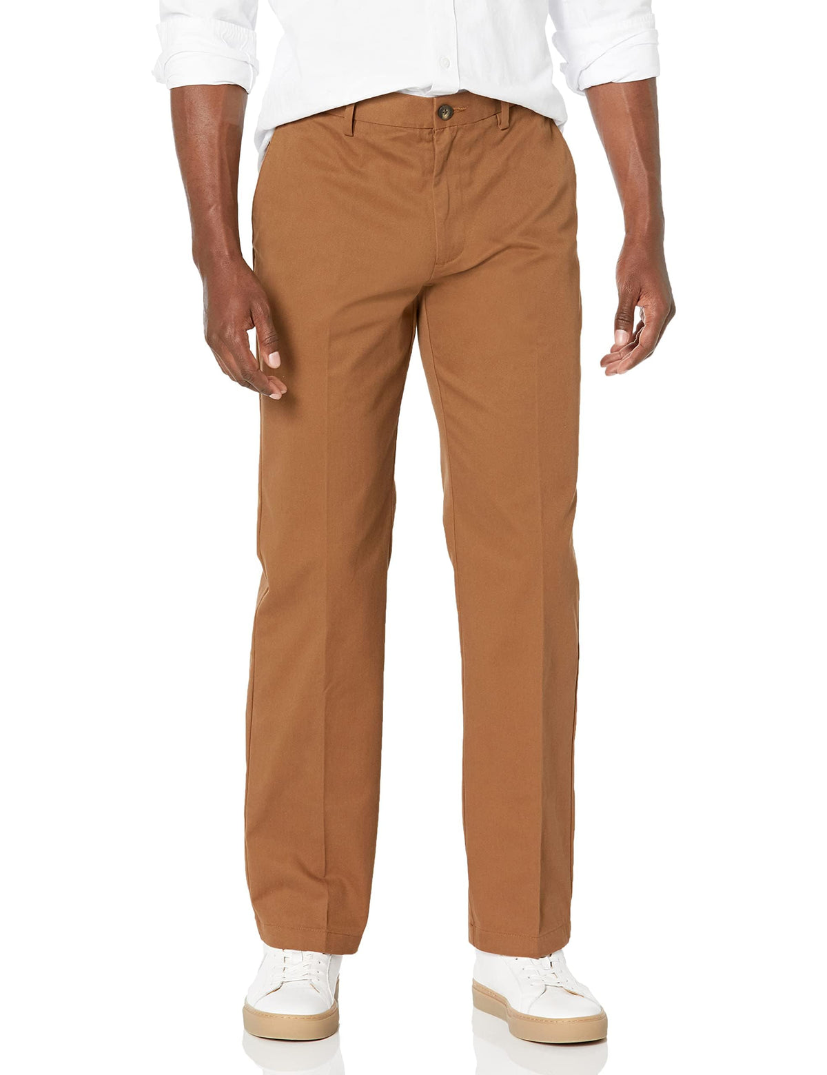 Amazon Essentials Men's Classic-Fit Wrinkle-Resistant Flat-Front Chino Trouser
