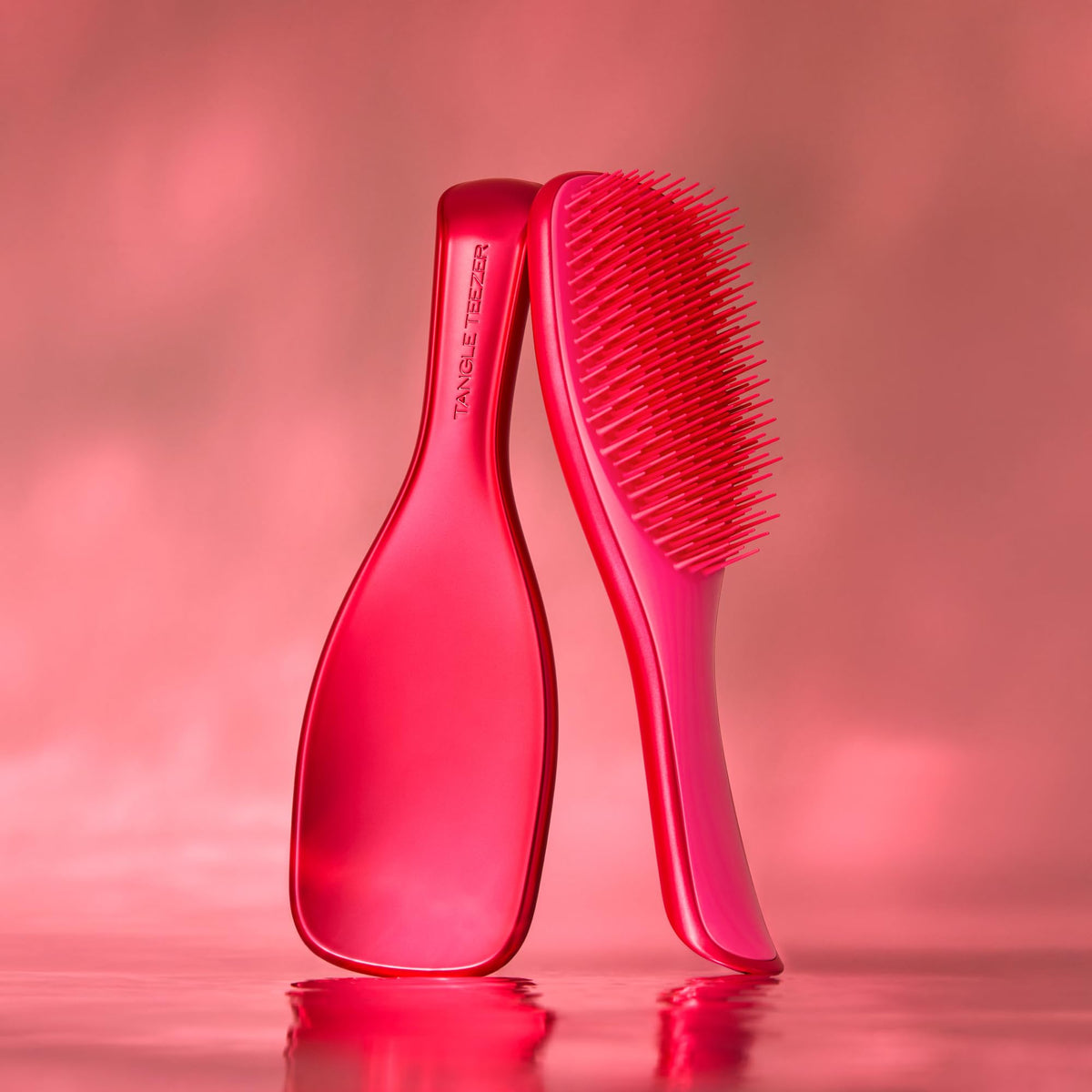 Tangle Teezer The Ultimate Detangler Straight to Curly Hairbrush