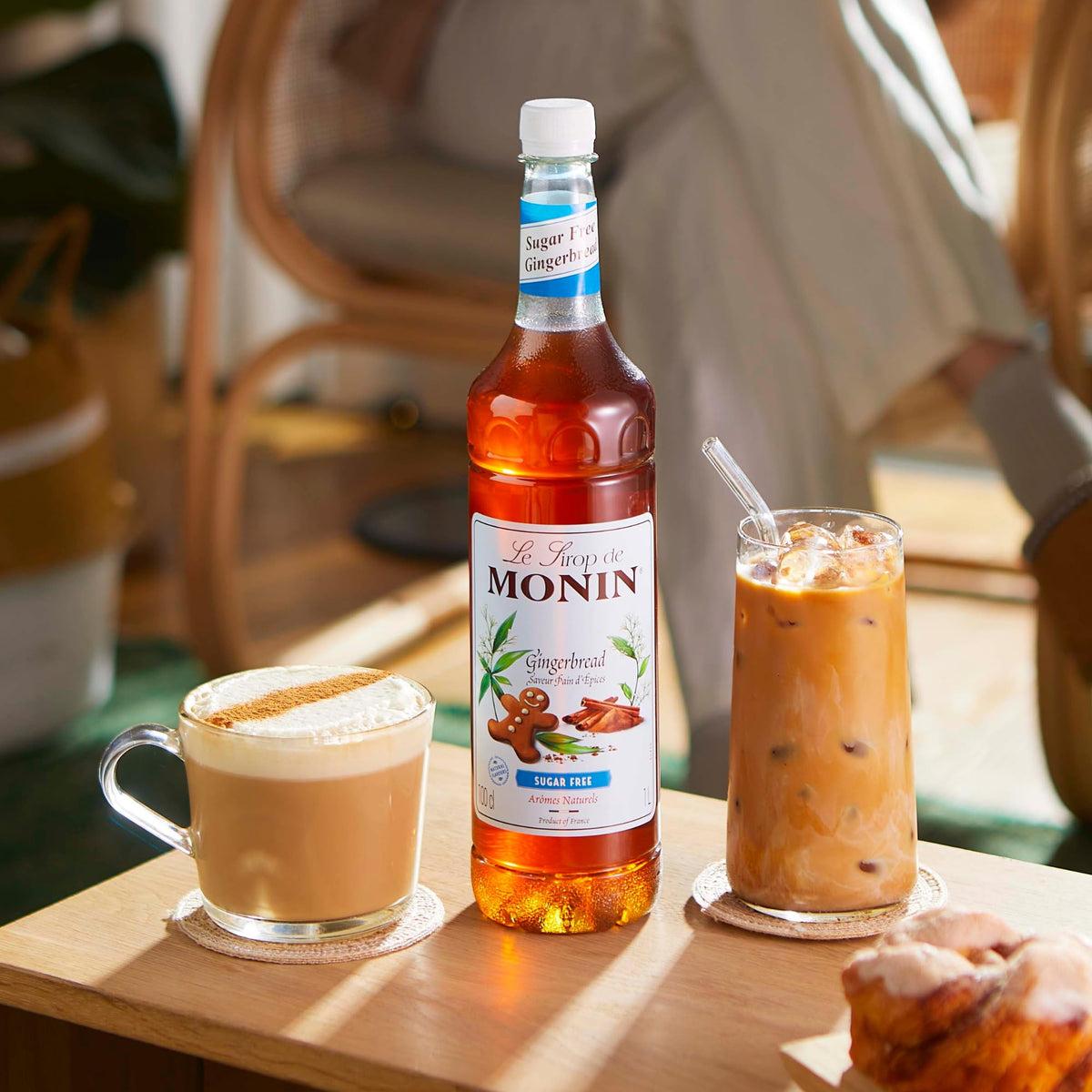 MONIN Premium Caramel Sugar Free Syrup 1L for Coffee and Cocktails. Vegan-Friendly, Allergen-Free, 100 Percent Natural Flavours and Colourings. Sugar-Free Coffee Syrup