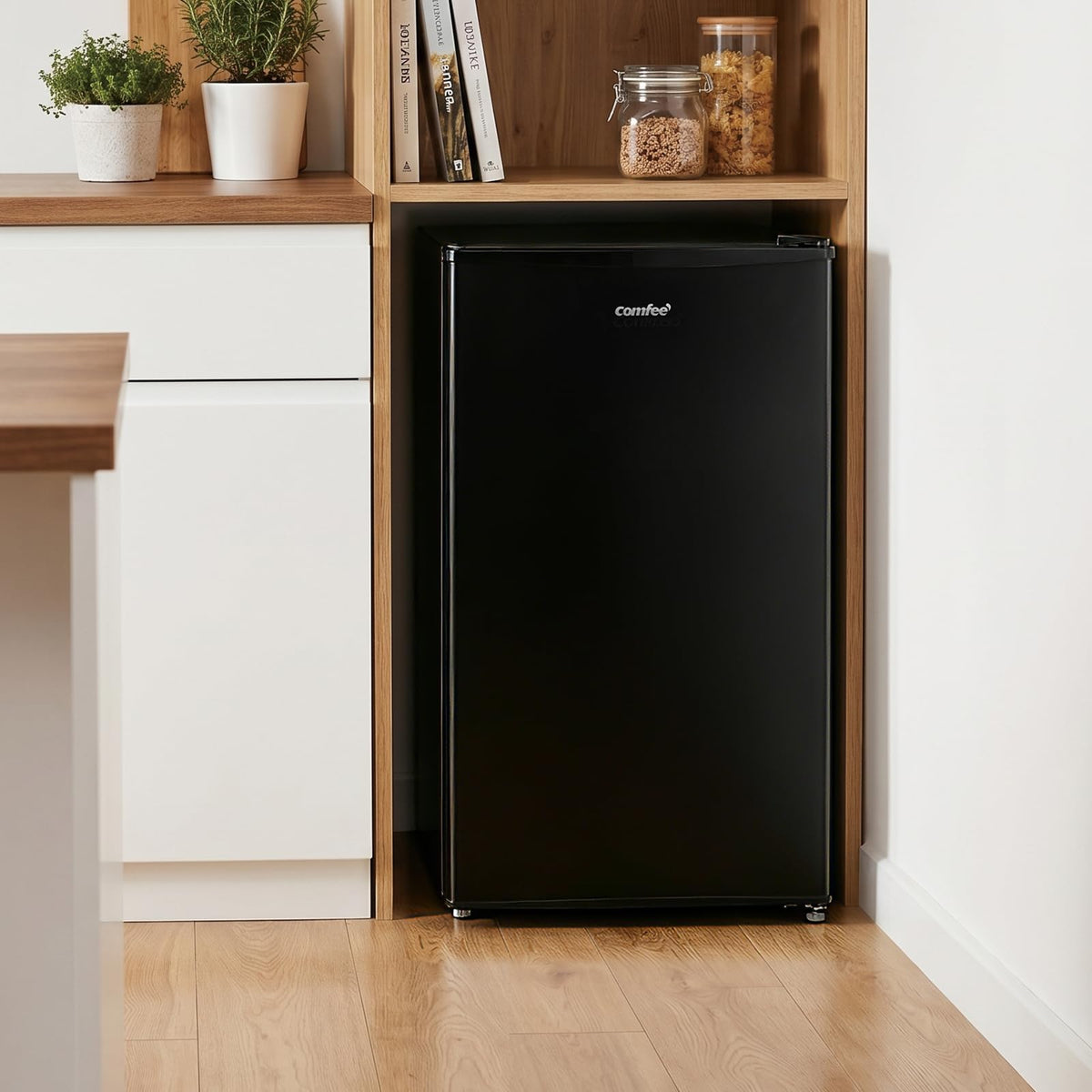 COMFEE' 80L Under Counter Fridge with 4-Star Ice Box, RCD80WH3UK(E)