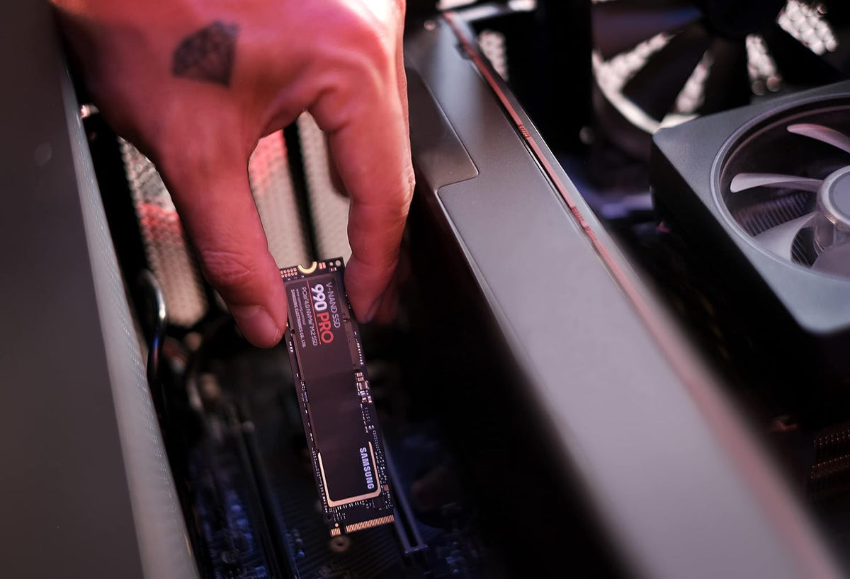 Samsung 990 PRO 1TB PCIe 4.0 (up to 7450 MB/s) NVMe M.2 (2280) Internal Solid State Drive (SSD) (MZ-V9P1T0BW)