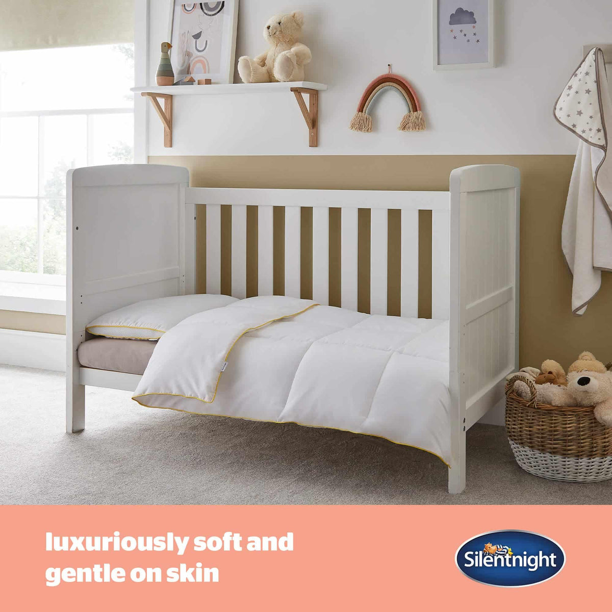Silentnight Safe Nights Cot Bed Duvet 4 Tog – Anti Allergy Lightweight Soft Snug Nursery Quilt for Children, Kids, Toddlers – Hypoallergenic and Machine Washable – 150x120cm