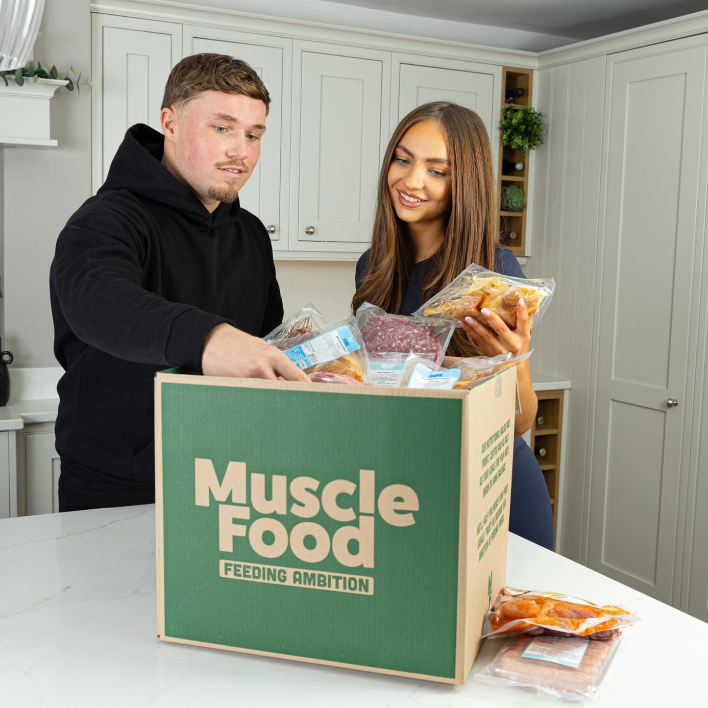 MuscleFood 42-Meal Family Hamper | High Protein Meat Bundle (6.22kg) | Lean Chicken, Beef, Pork | Bulk Meal Prep & Freezer Filler