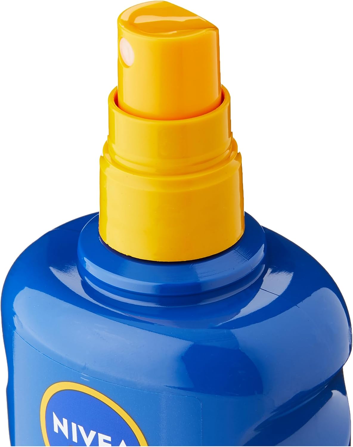 NIVEA SUN Protect & Moisture Sun Spray SPF 50+ (200ml), Moisturising Suncream Spray with SPF 50+, Advanced Sunscreen Providing Immediate, Effective UVA + UVB Protection (Pack of 2)
