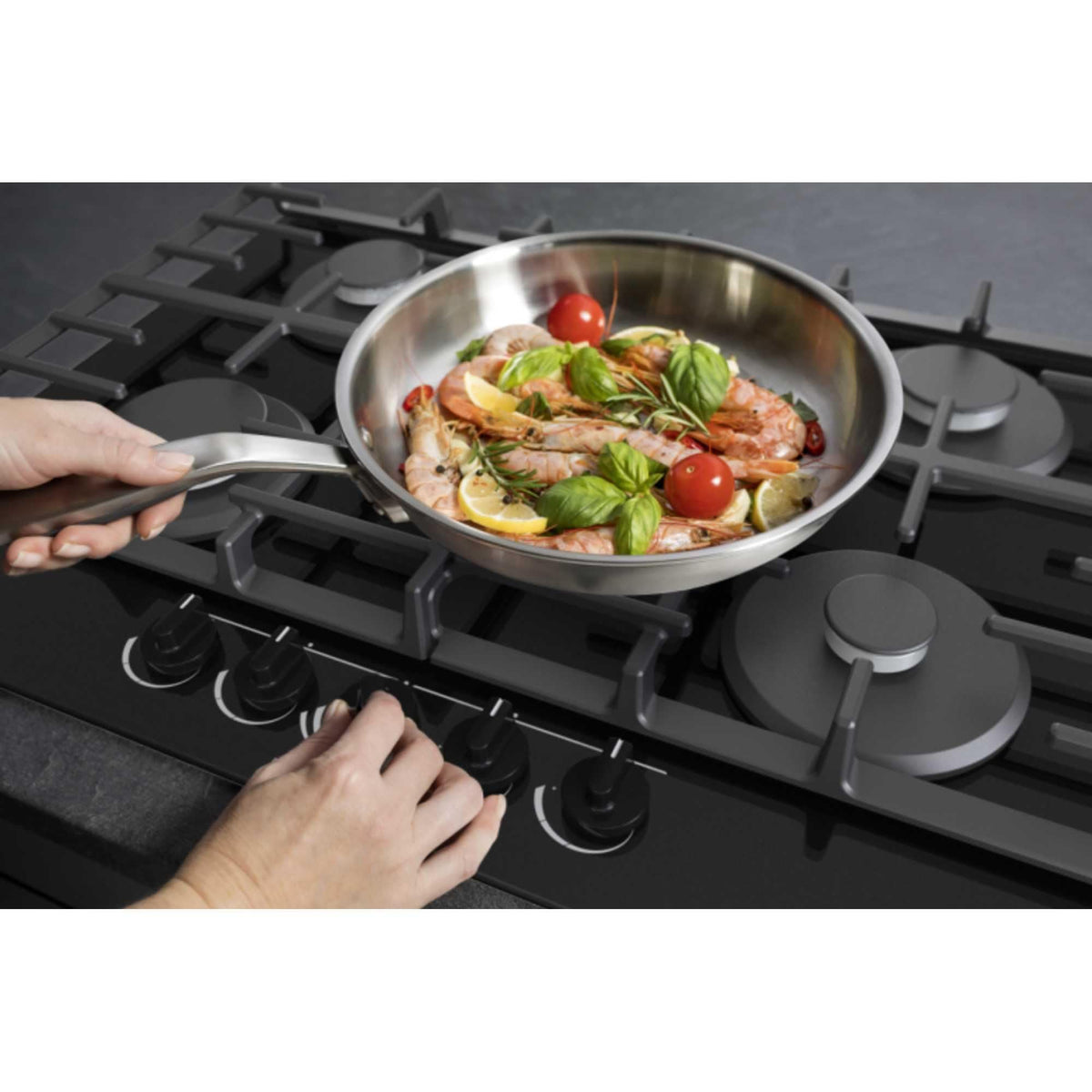 Hisense GM642XHS Built-in 60cm Gas Hob - Stainless Steel with 4 Cooking Areas, Easy Clean Surface, One -Hand Ignition, 60 x 52 x 8.9 cm (L x W x H)