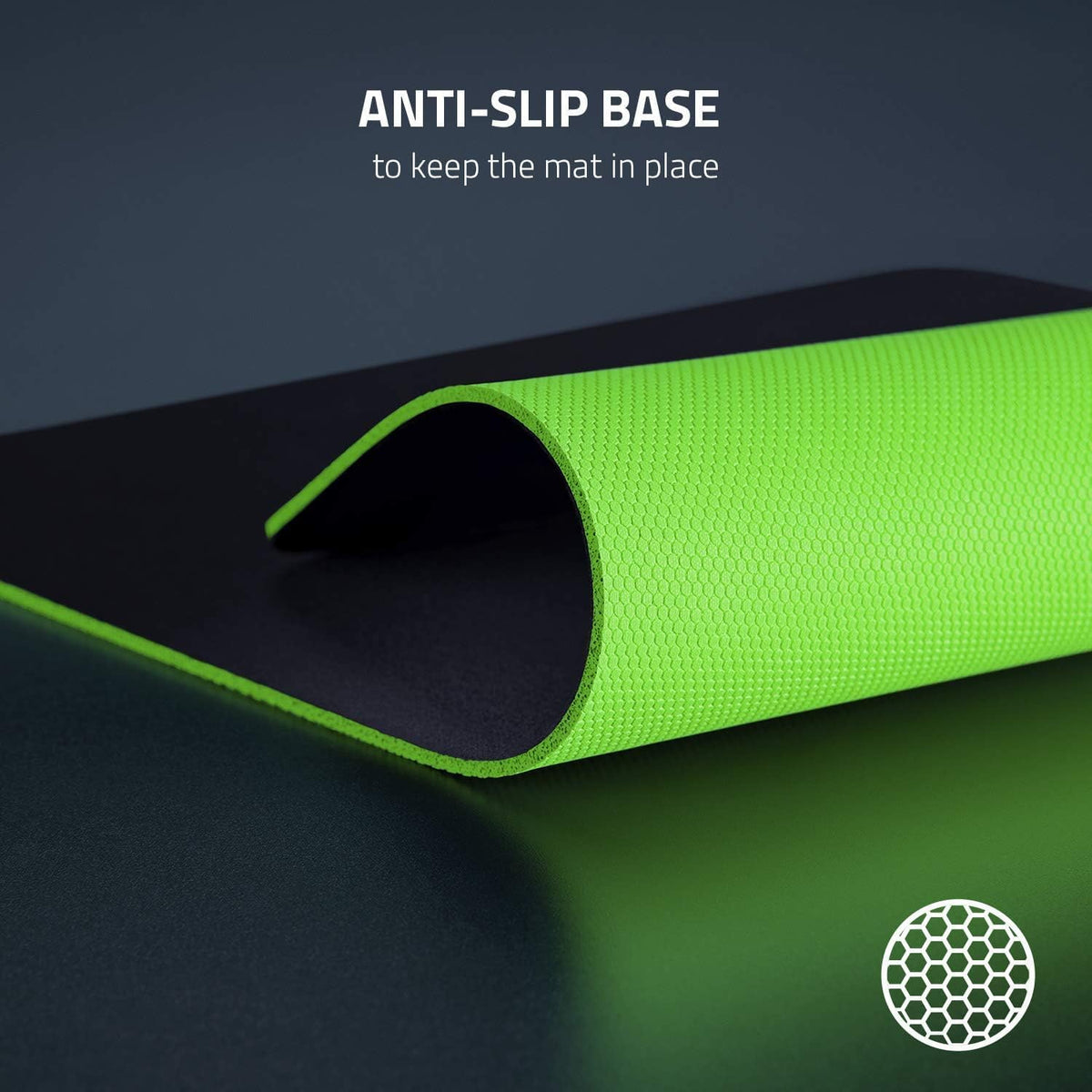 Razer Gigantus V2 Large - Soft Large Gaming Mouse Mat for Speed and Control (Non-Slip Rubber, Textured Micro-Weave Cloth, 45 x 40 x 0.3cm) Black
