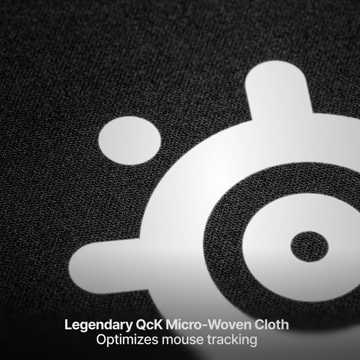 SteelSeries QcK Edge Cloth Gaming Mouse Pad - Never-fray Stitched Edges - Optimized For Gaming Sensors - Size L (450 x 400 x 2mm) - Black