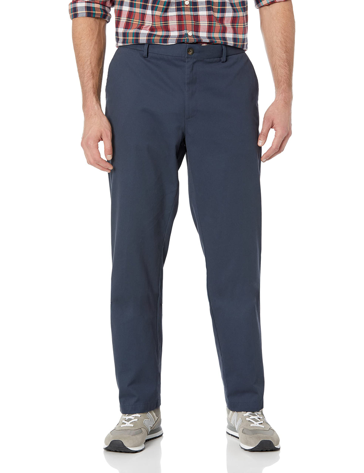 Amazon Essentials Men's Straight Fit Wrinkle-Resistant Flat-Front Casual Chino Trousers