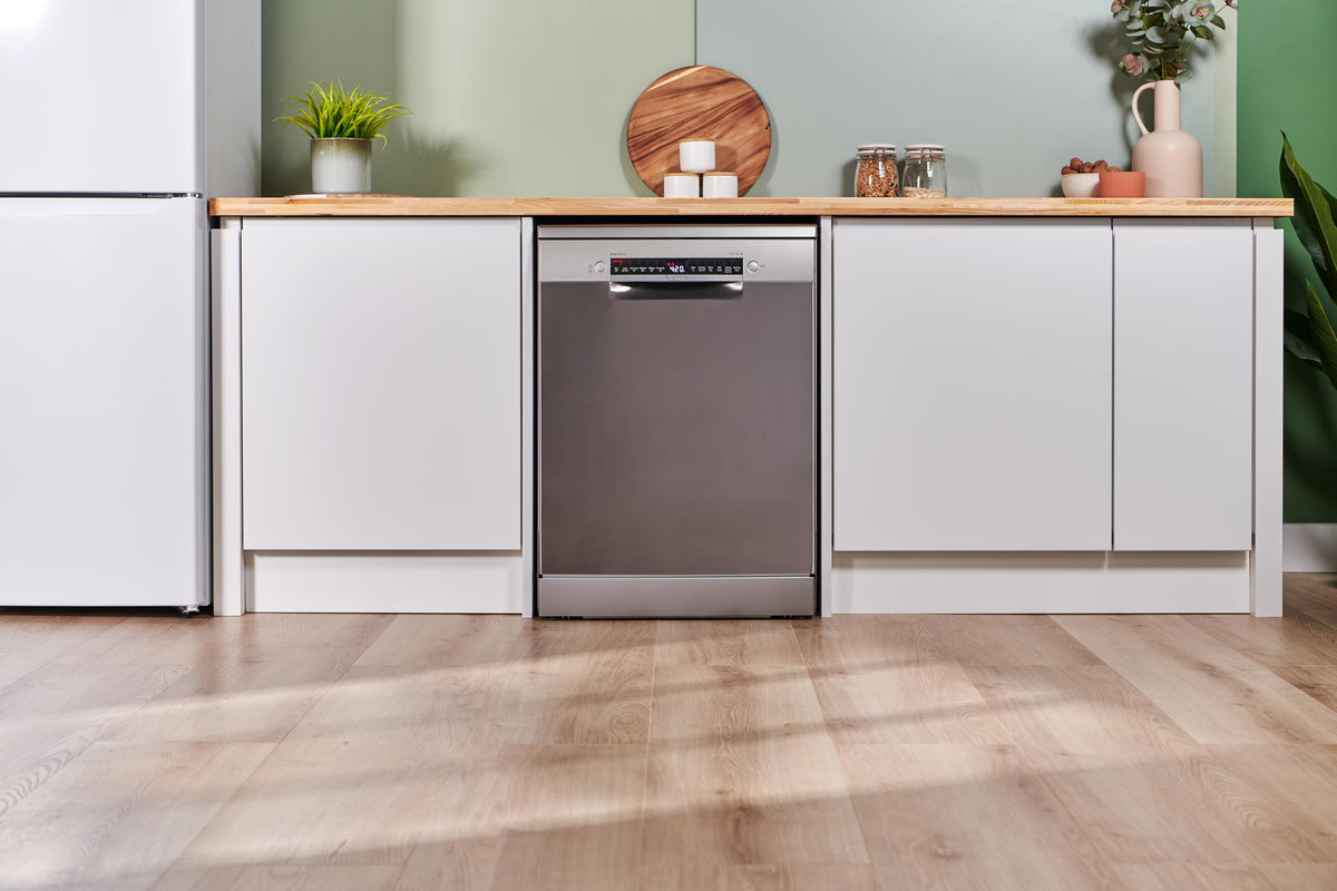 Bosch Series 2 SMS26AW08G Freestanding Dishwasher, 60cm, White