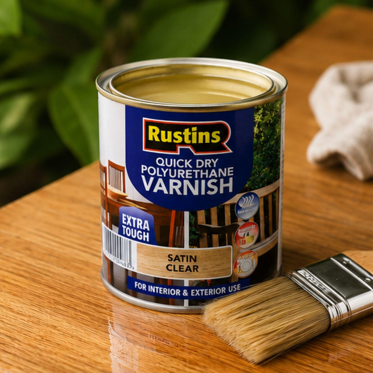 RustinsQuick Dry Poly Varnish Satin Clear 500ml -Tough, Water-Based Clear Finish in Gloss, Matt or Satin; Durable Protection for Interior Wood, Furniture and Floors