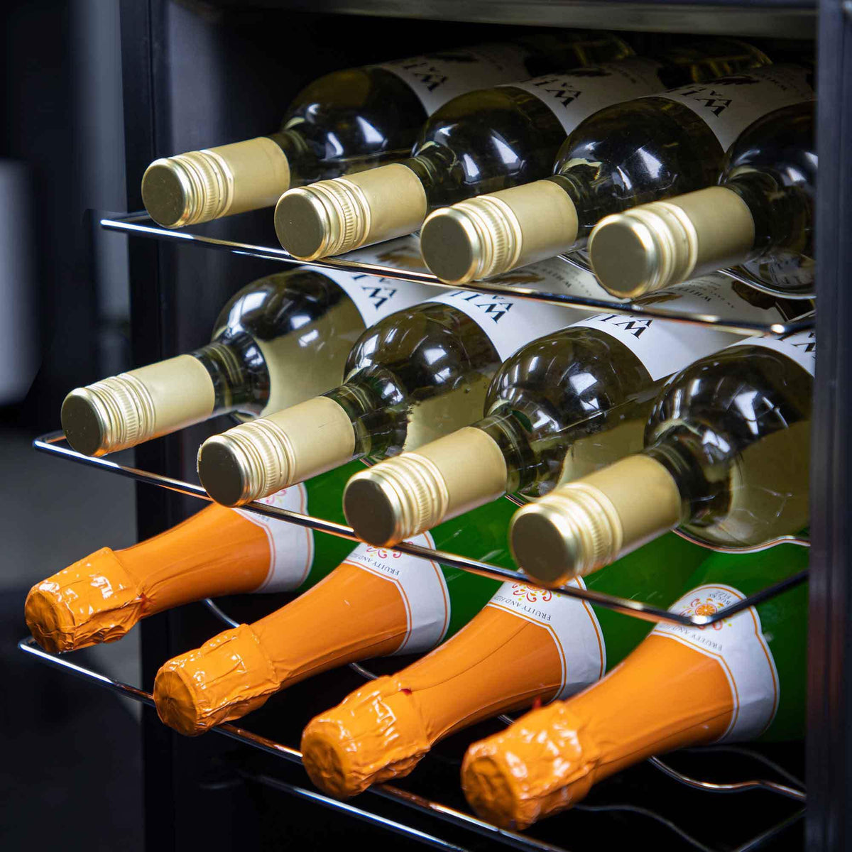 Dellonda Baridi 12 Bottle Wine Fridge with Digital Touch Screen Controls, Metal Shelves & LED Light, Black - DH73