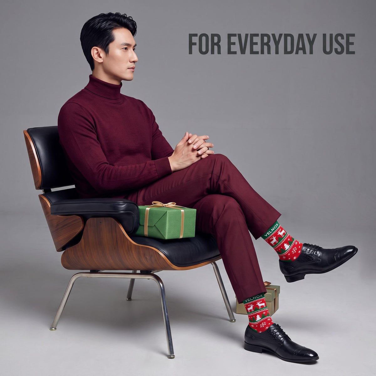 Christmas Socks for Men & Women, 6 Pairs, Festive Reindeer Cotton Crew