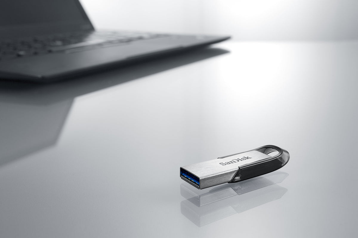 SanDisk 64GB 10-Pack Ultra Flair USB 3.0 Flash Drive (10x64GB), Non-Retail Packaging - SDCZ73-064G-B10CT