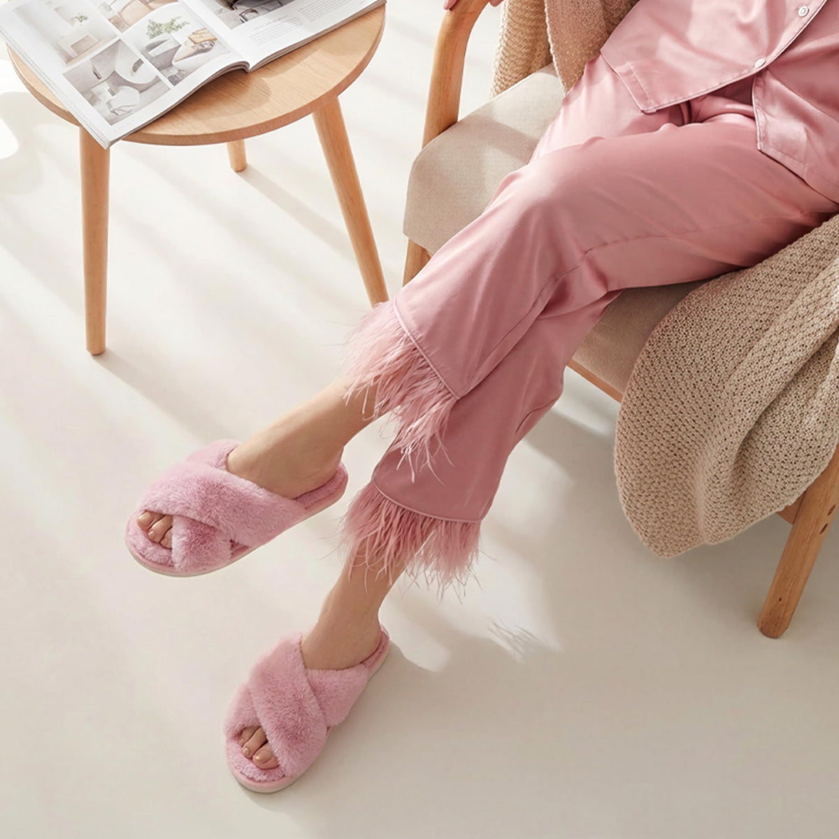 Ankis Women Slippers Fluffy Slippers Memory Foam, Cross Band Furry Open Toe Slippers Cozy Plush Home Shoes Indoor Outdoor Anti-Slide Slipper