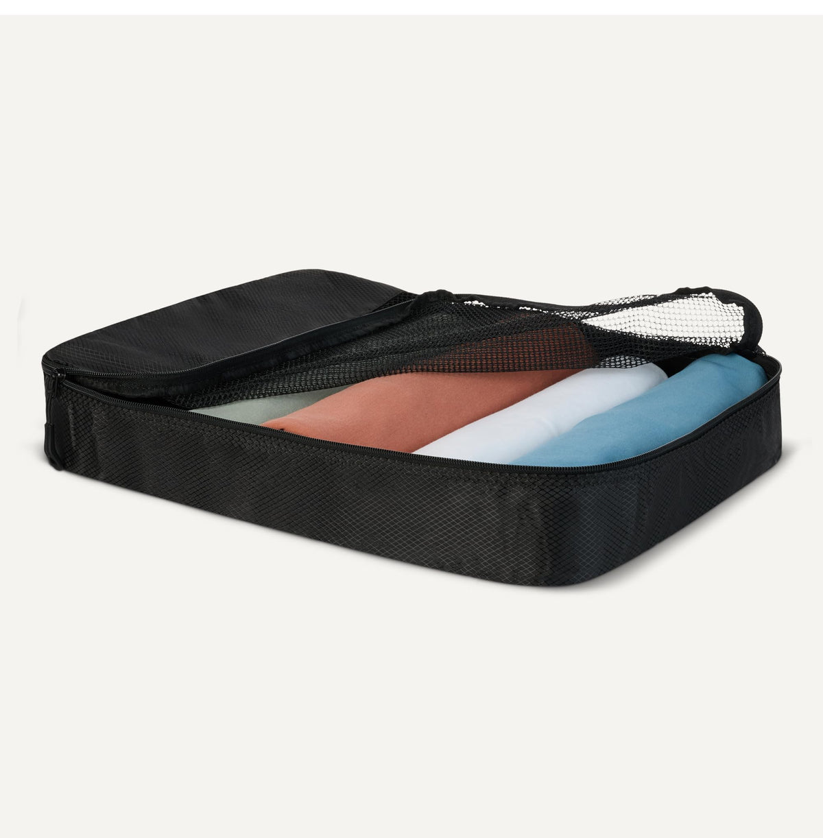 Amazon Essentials 4-Piece Packing Cubes Travel Accessories Set, Luggage Organiser with Double Zip, Mesh Top, 100% Polyester, Medium, Black (Previously Amazon Basics)