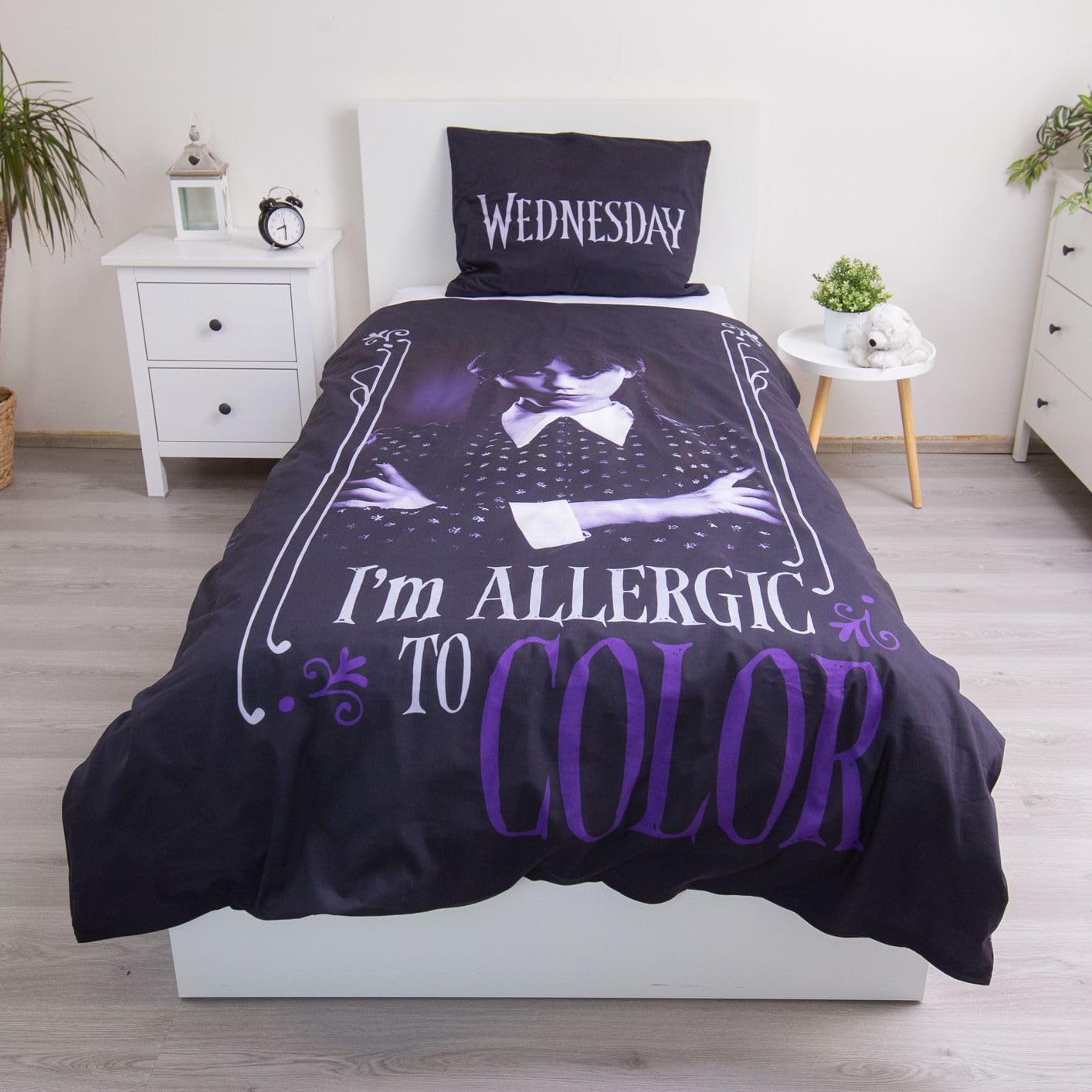 Jerry Fabrics Wednesday “Color” 100% Cotton Bedding Set – Duvet Cover 140x200 cm + Pillowcase 50x70 cm | Official Licensed Wednesday Design | Soft & Breathable Cotton Bedlinen Ideal for Kids & Teens