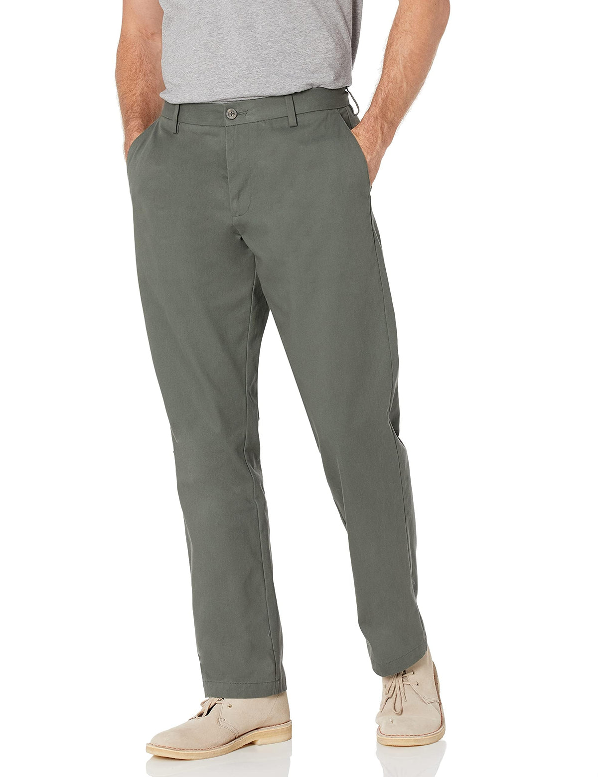 Amazon Essentials Men's Classic-Fit Wrinkle-Resistant Flat-Front Chino Trouser
