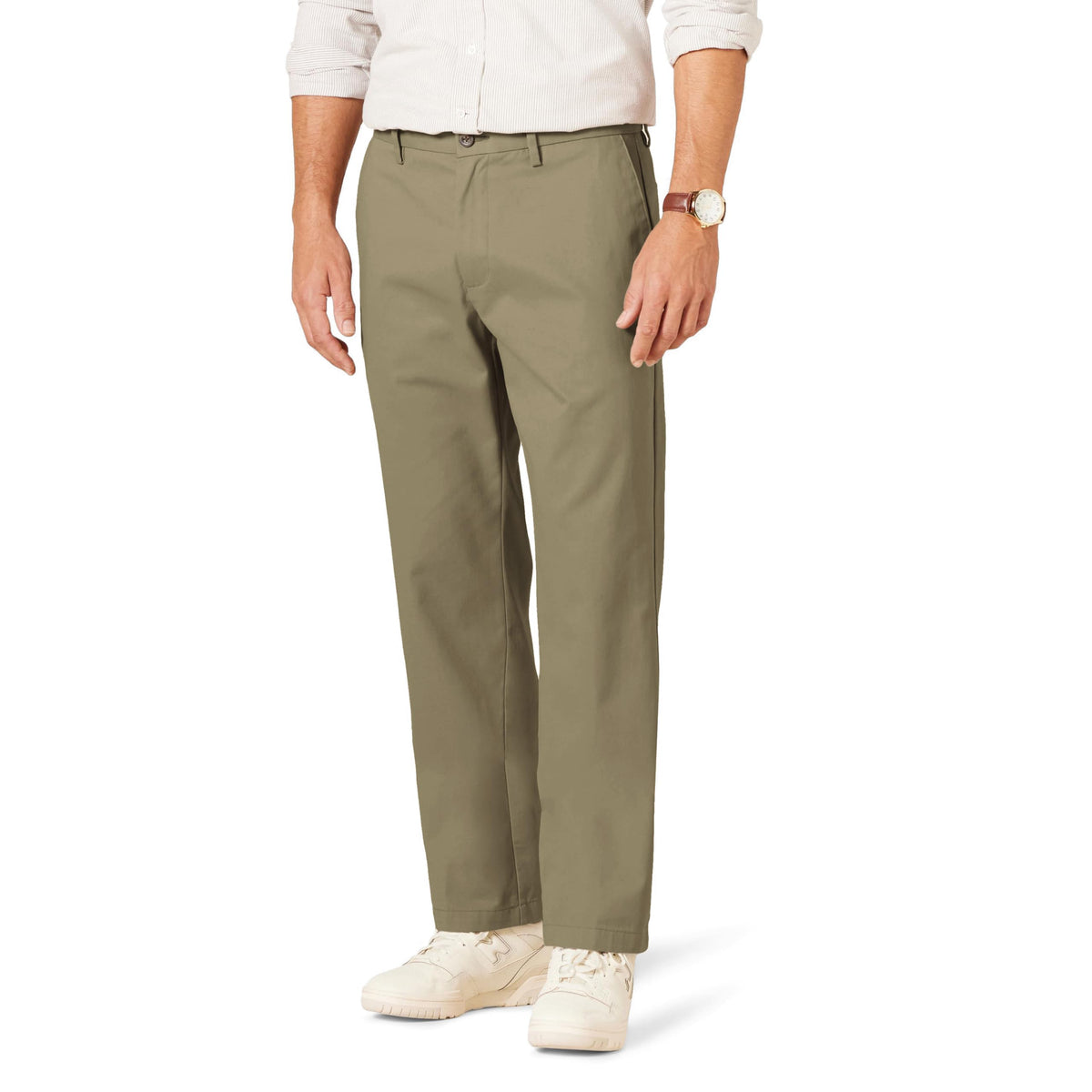 Amazon Essentials Men's Classic-Fit Wrinkle-Resistant Flat-Front Chino Trouser