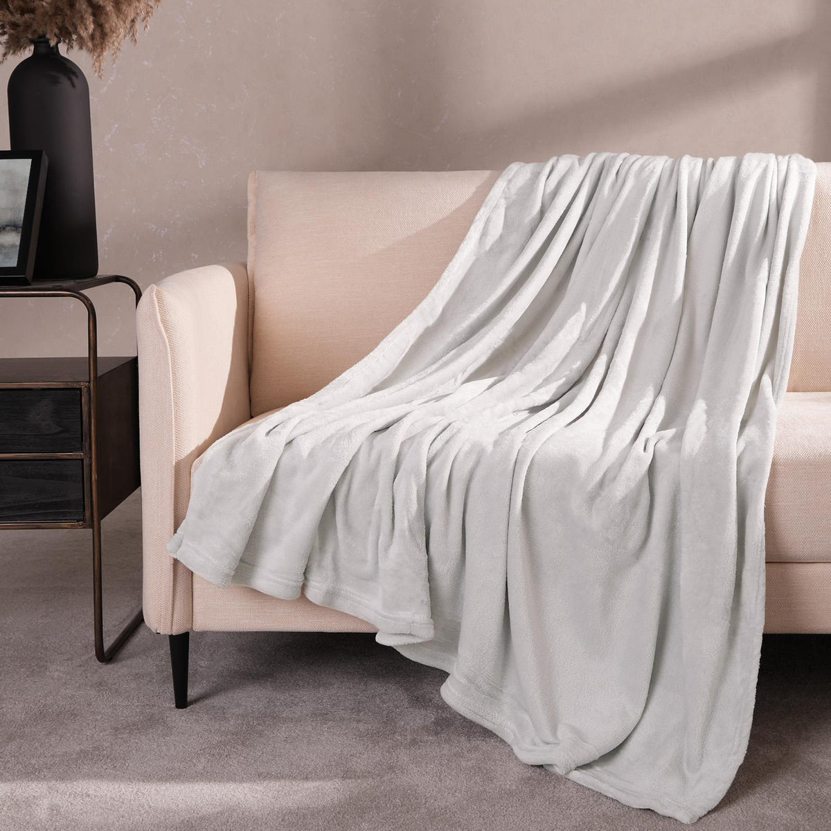 OHS Flannel Fleece Blanket Large Winter Warm Throw Luxury Bedspread