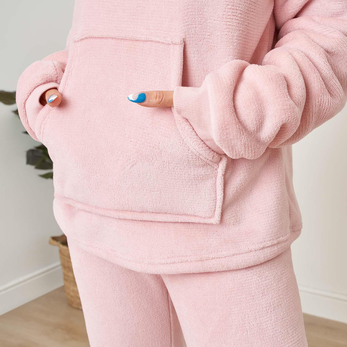OHS Fleece Loungewear Set Coral Winter Sherpa Nightwear 2-Piece Hoodie Jogger