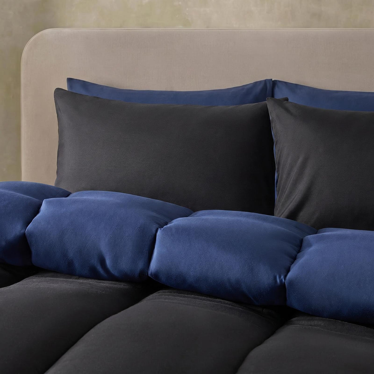 OHS Coverless Duvet & Pillowcase 10.5 Tog Bedding Set Easy Care Reversible