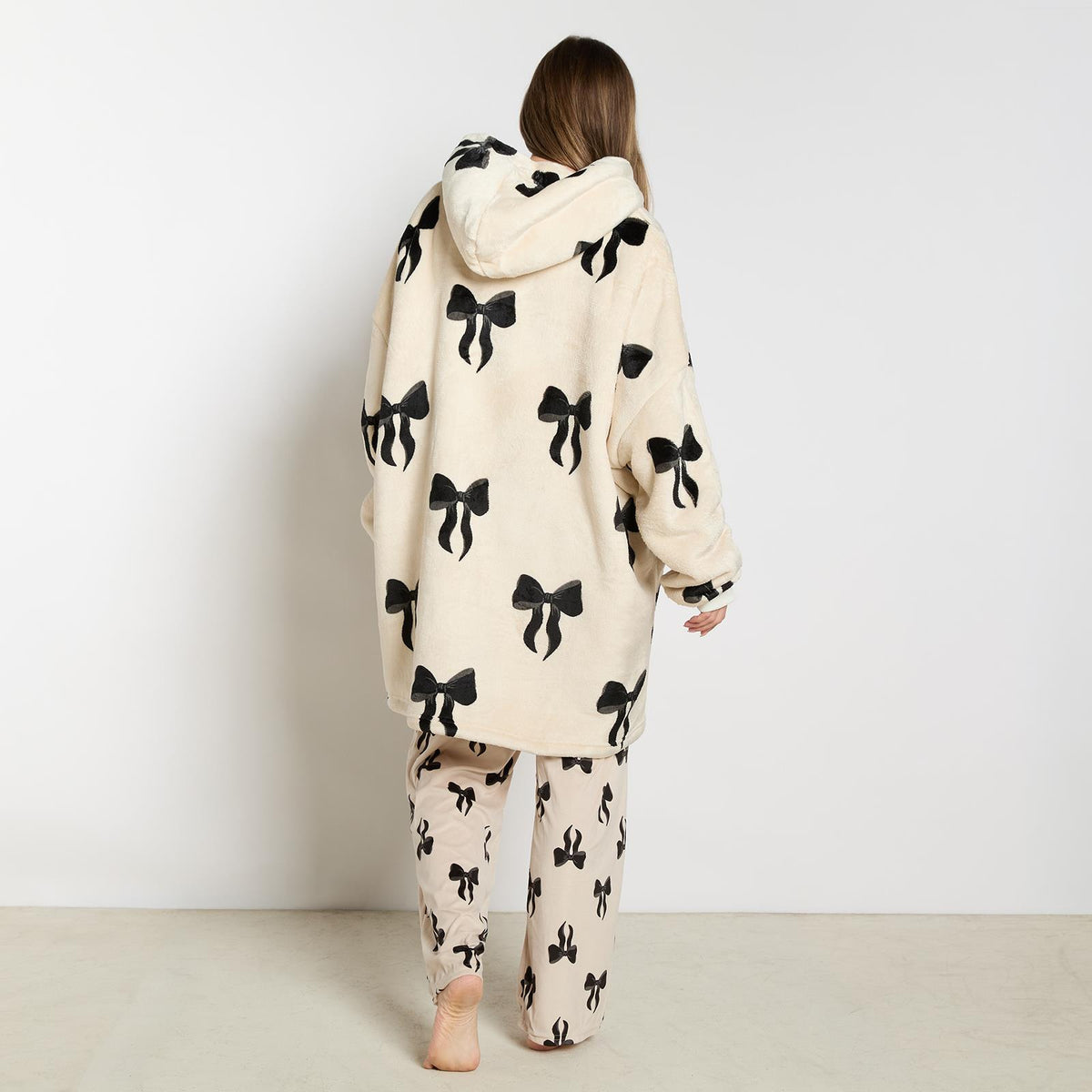 OHS Bows Print Hooded Blanket Adult Kids Sherpa Lined Winter Family Hoodie