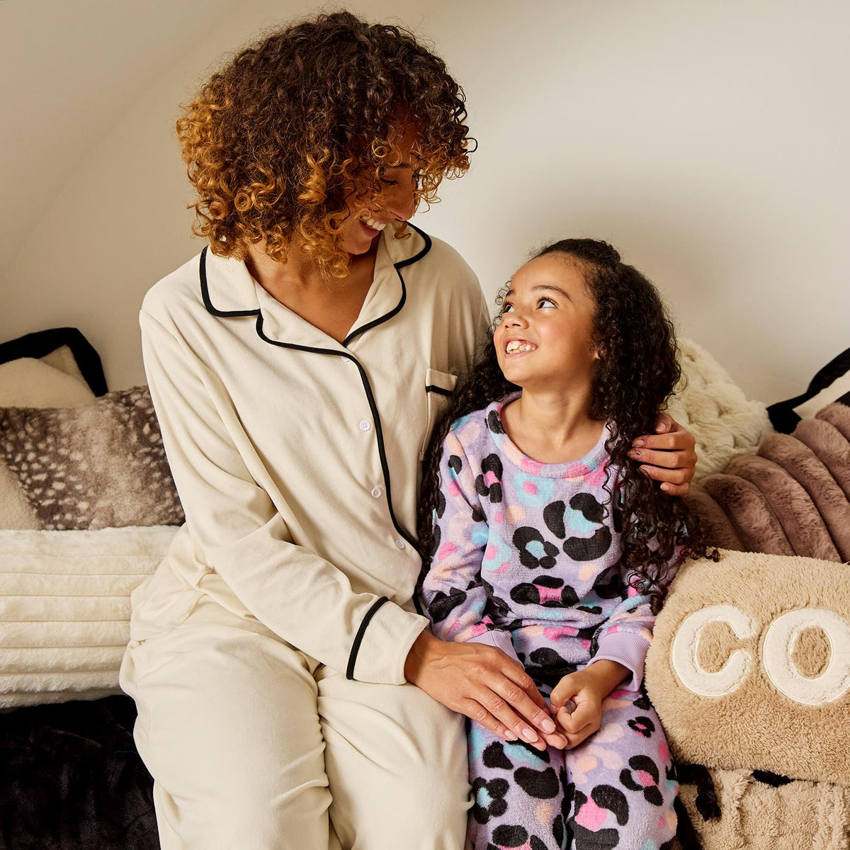 OHS Print Pyjama Set Pull Over Soft Fleece Kids Winter Loungewear Nightwear