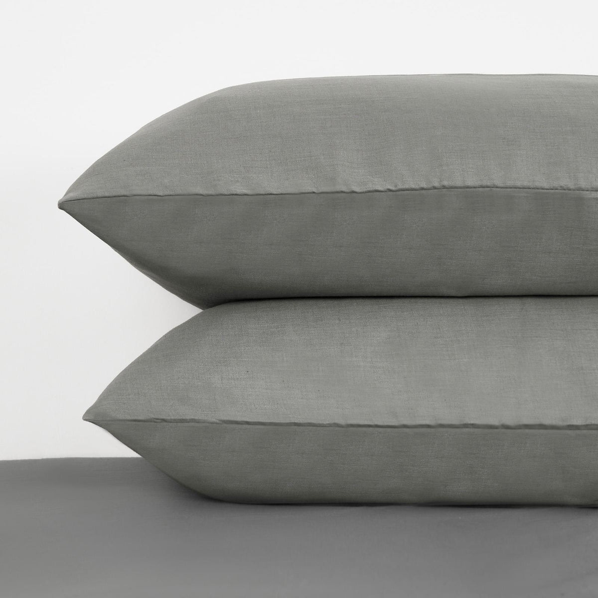 OHS Multi-Pack Soft Cotton Hotel Style Housewife Oxford Edge Pillowcase Set