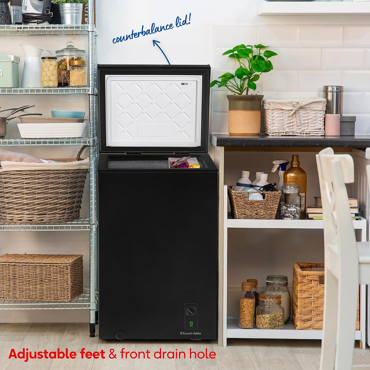 Russell Hobbs White Chest Freezer 143L Freestanding, Adjustable Thermostat, Chill or Freeze Function, 4 Star Freezer Rating & Suitable for Outbuildings & Garages RH142CF0E1W