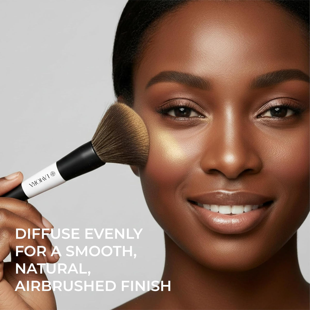 Make Up Brush Foundation Kabuki Flat Top, Perfect For Blending Liquid Cream