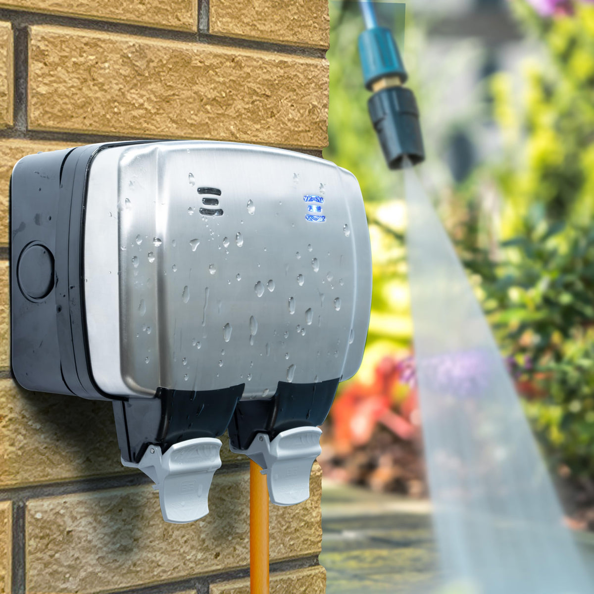 BG Electrical Outdoor Double Switched Power Wall Plug Socket, Weatherproof, Nexus Storm, Grey, 13A, IP66 Rated, WP22