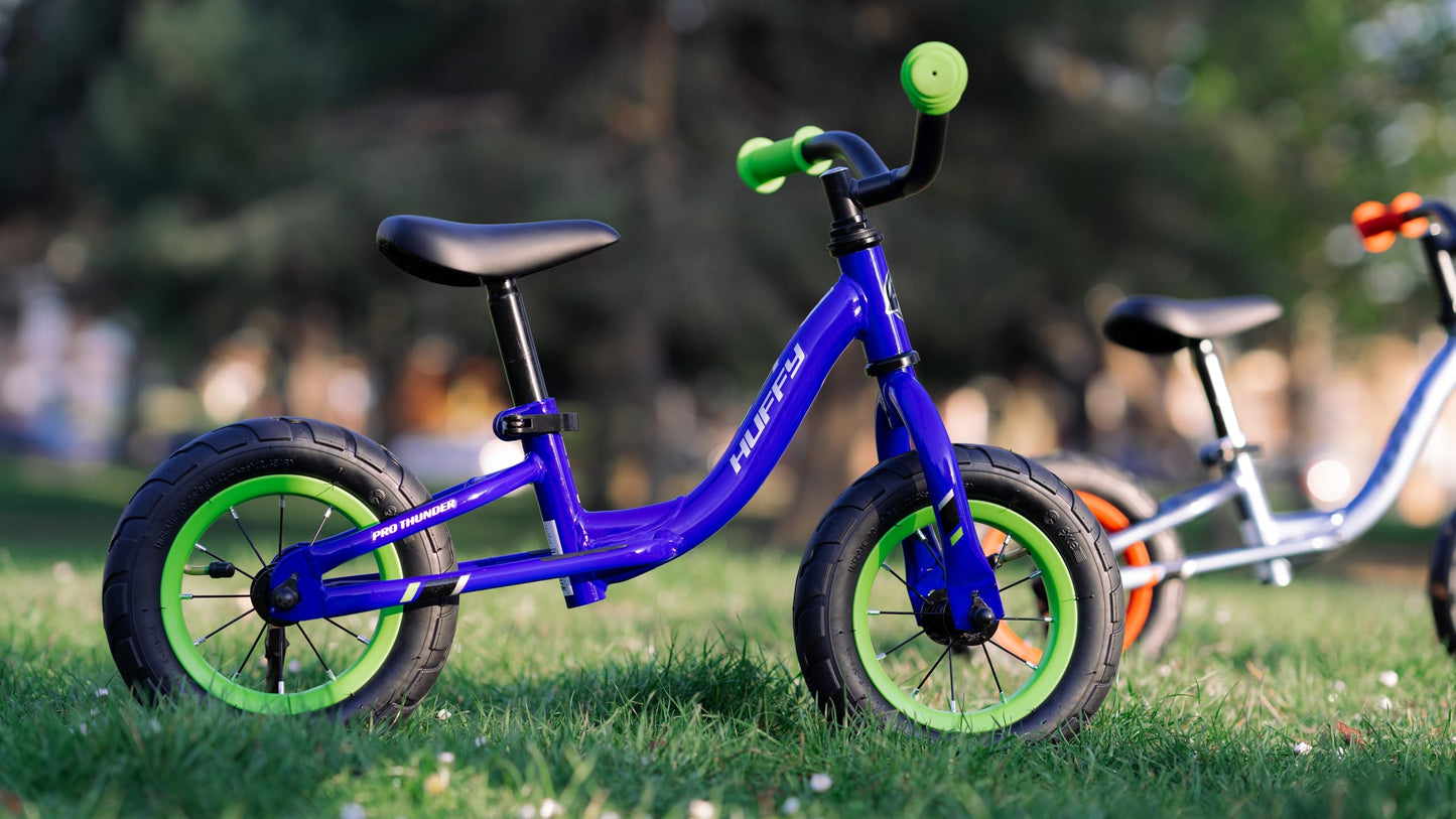 Huffy Pro Thunder Kids Bike 16" with Stabilisers, Bell & Handlebar Pad — Green