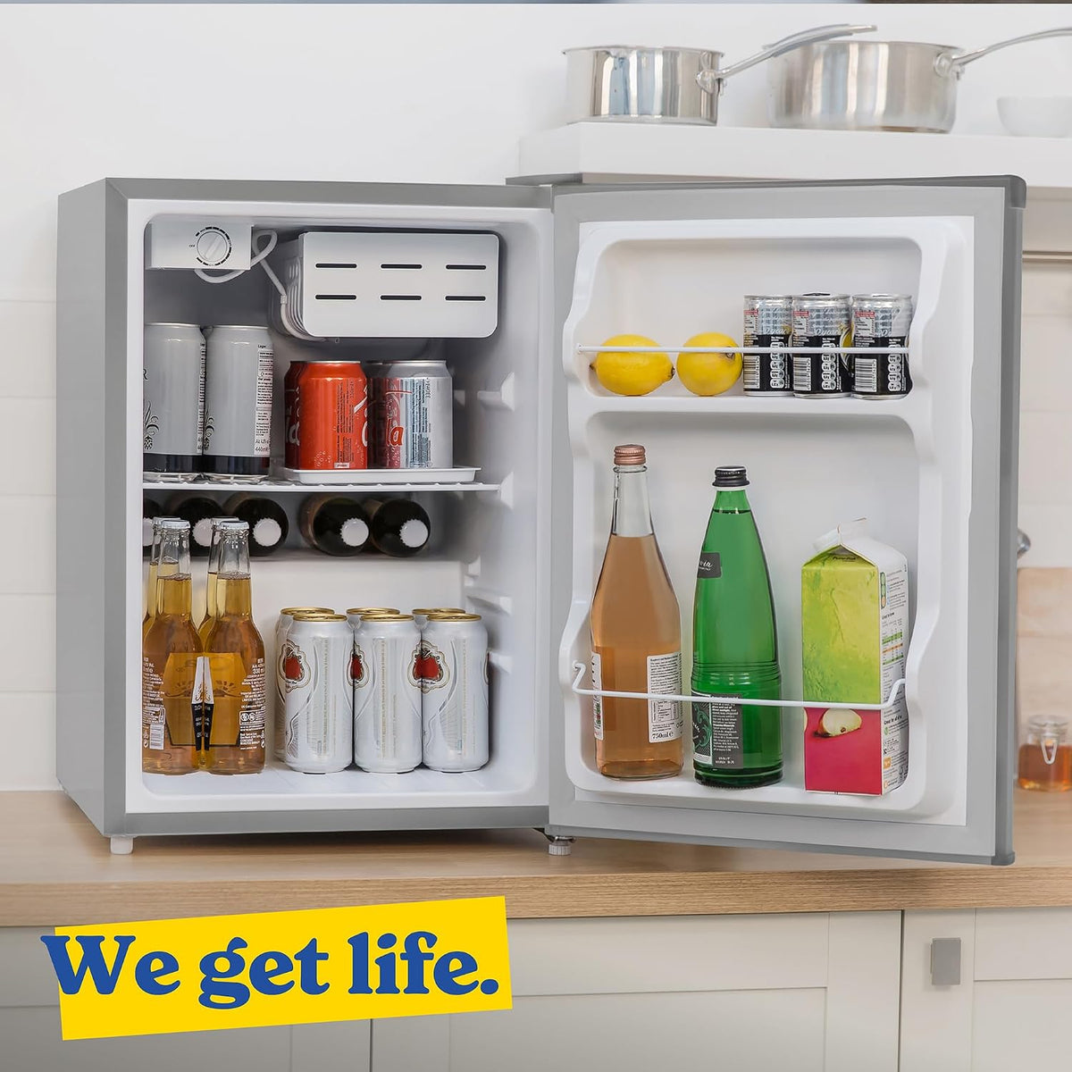 Russell Hobbs Table Top Larder Mini Fridge 66L Capacity, Reversible Door & Adjustable Feet, 0 to 8 Degrees Manual Temperature Control, Silver RH67TTLF0E1SS