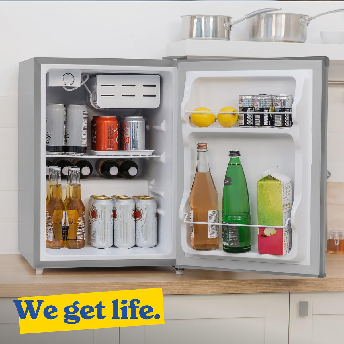 Russell Hobbs Table Top Larder Mini Fridge 66L Capacity, Reversible Door & Adjustable Feet, 0 to 8 Degrees Manual Temperature Control, Silver RH67TTLF0E1SS