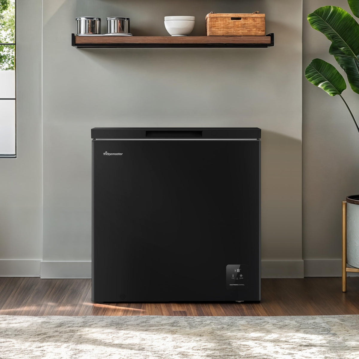 Fridgemaster White Chest Freezer, 97L Capacity, MCF100E， Freestanding, Mechanical Control, Winter Guard (-15°C), Low Noise 38dB, Basket Storage 858 (H) x 578 (W) x 444 (D) mm