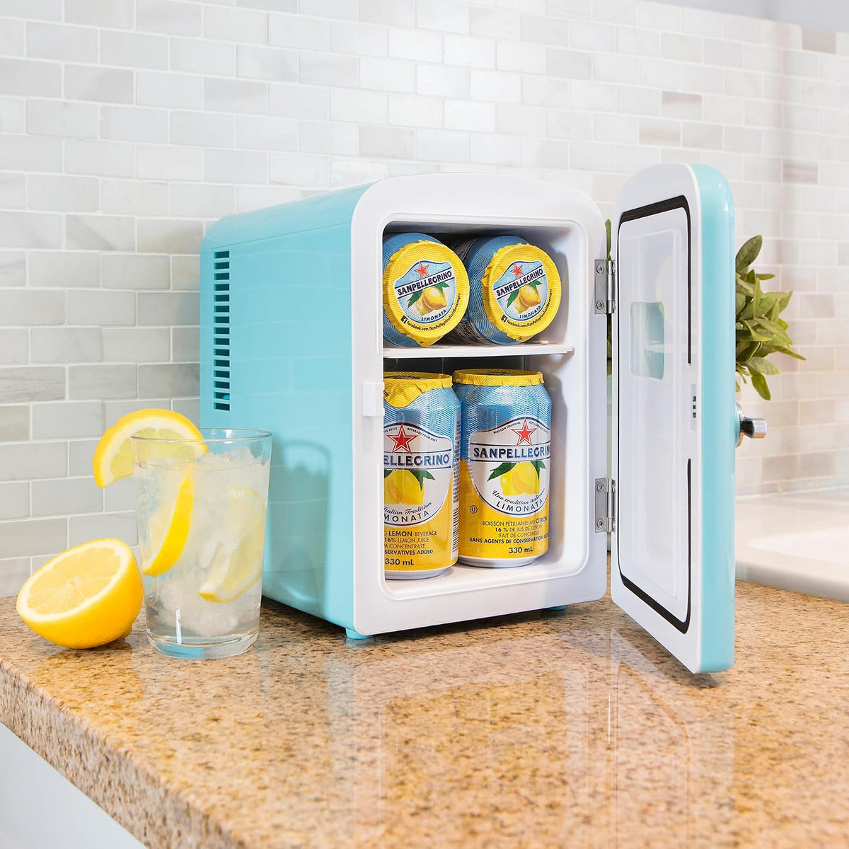 Koolatron Retro Mini Fridge For Bedrooms 12V Portable Cooler Refrigerator 4L Small 6 Can Table Top Quiet Mini Fridges For Skincare Food Drinks Kids Home Car & Travel Black