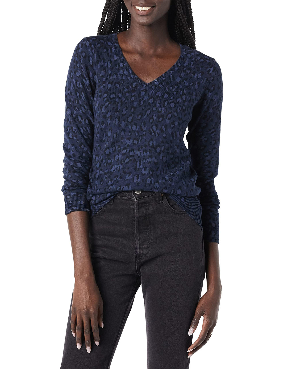 Amazon Essentials Women's Regular-Fit Lightweight Long-Sleeve V-Neck Jumper