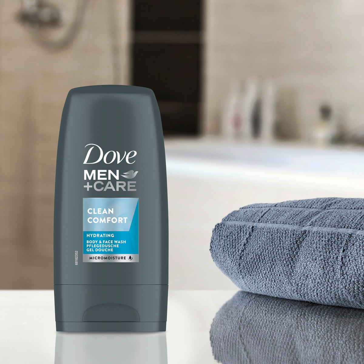 Dove Men+Care Hydrating Clean Comfort Men's 3-in-1 Hair, Face and Body Wash Body Cleanser Shower Gel with 24 hour nourishing MicroMoisture technology for relaxed and re-energised skin 250 ml