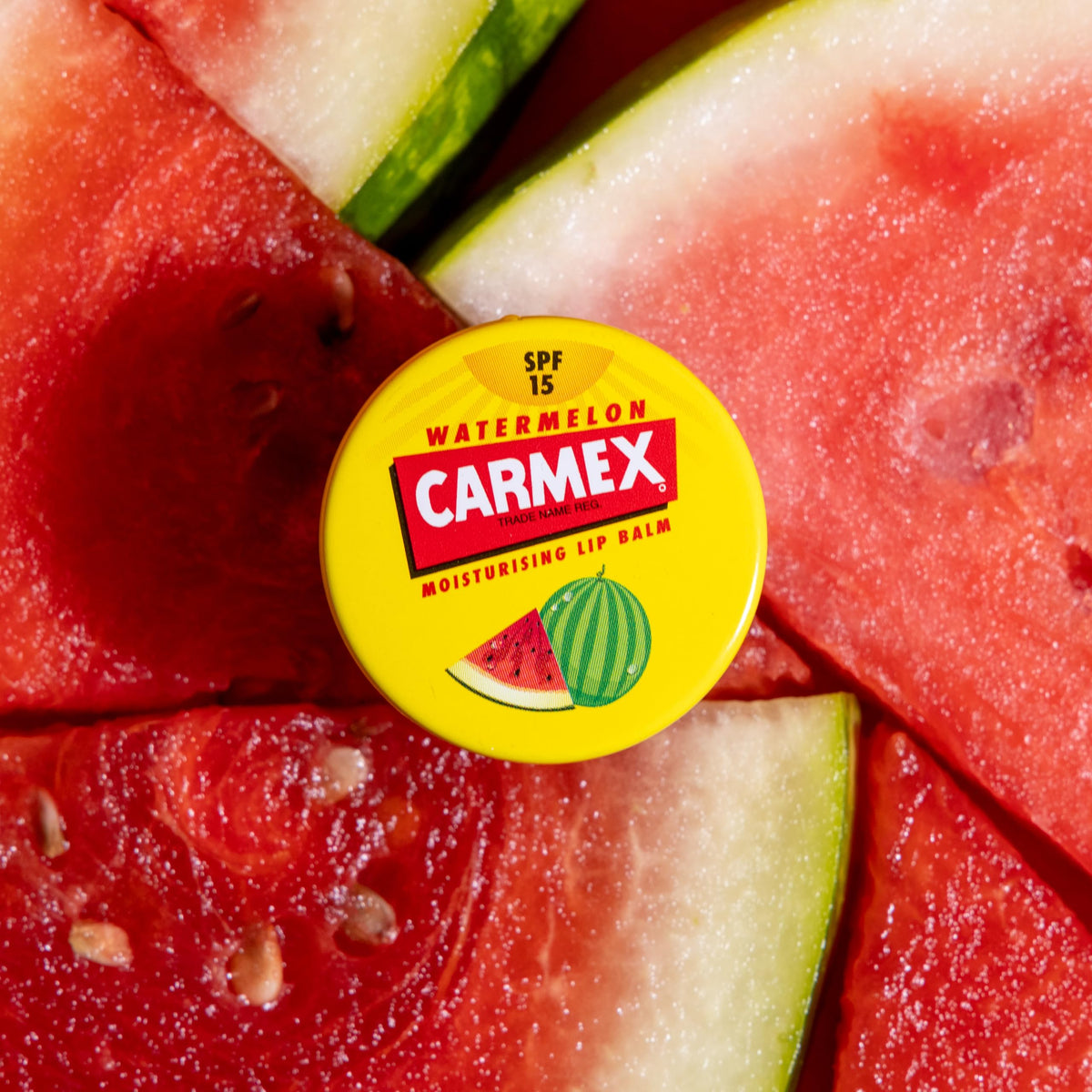 Carmex CLASSIC Moisturising Lip Balm For Dry And Chapped Lips 7.5g
