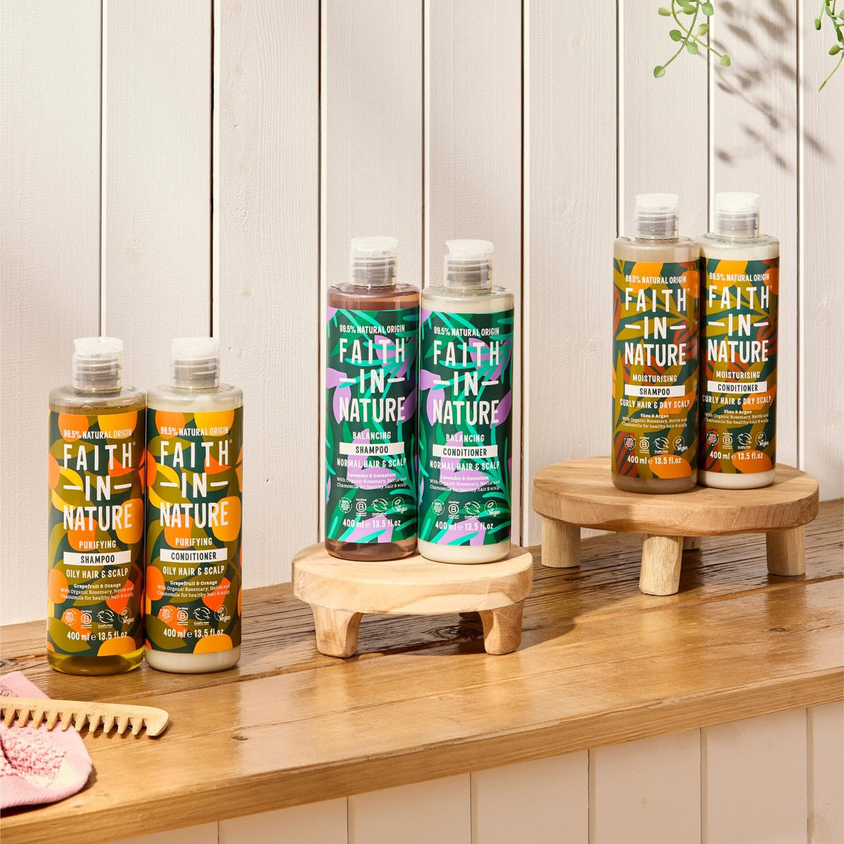 Faith In Nature Organic Coconut Conditioner, Hydrating for Dry Hair & Scalp, Vegan & Cruelty Free, No SLS, Silicones or Parabens, 400ml