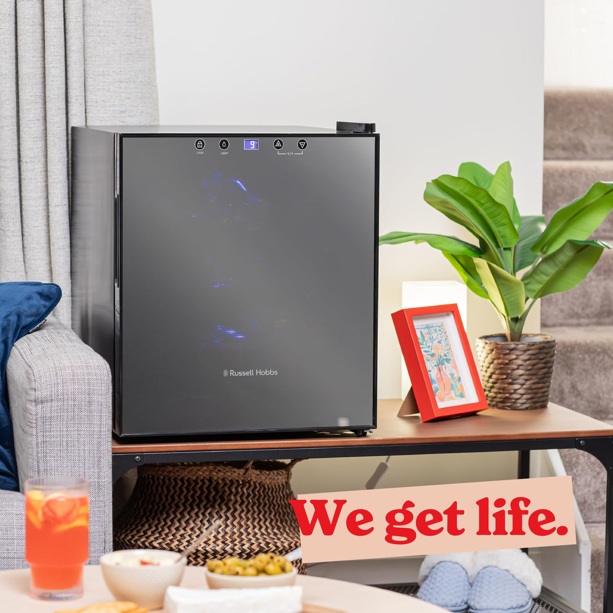 Russell Hobbs 20 Bottle 62L Mirrored Door Wine Cooler Freestanding Beverage Drinks Fridge, LED Light with Touch Control, Digital Display, Adjustable Shelves, Glass Door RH20WC201MR