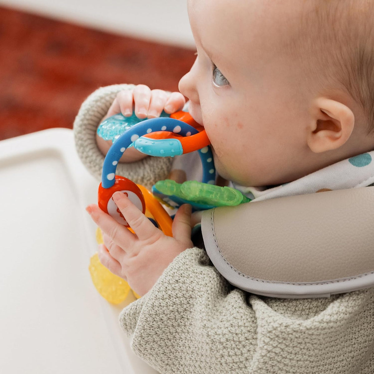 Nuby IcyBite Keys Soothing PureIce Gel Filled Teether for Sore Gums, 3M+