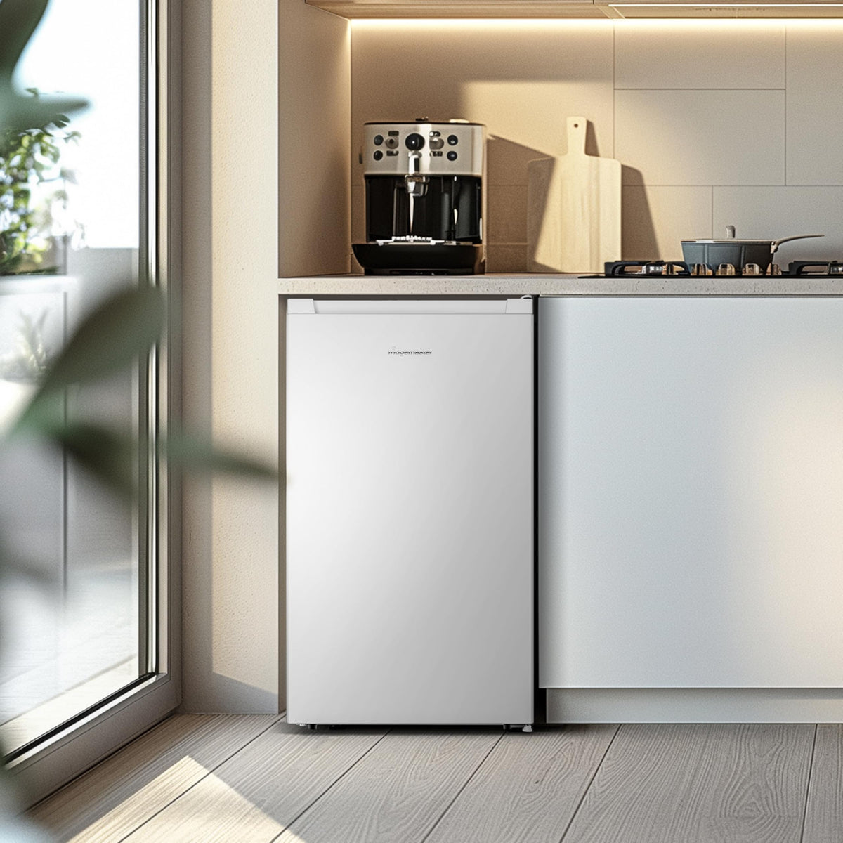 Fridgemaster 45L Table Top Mini Fridge MUR4545, 45cm Compact Refrigerator with Adjustable Thermostat, Reversible Door, 39dB Low Noise, White, Energy Class E
