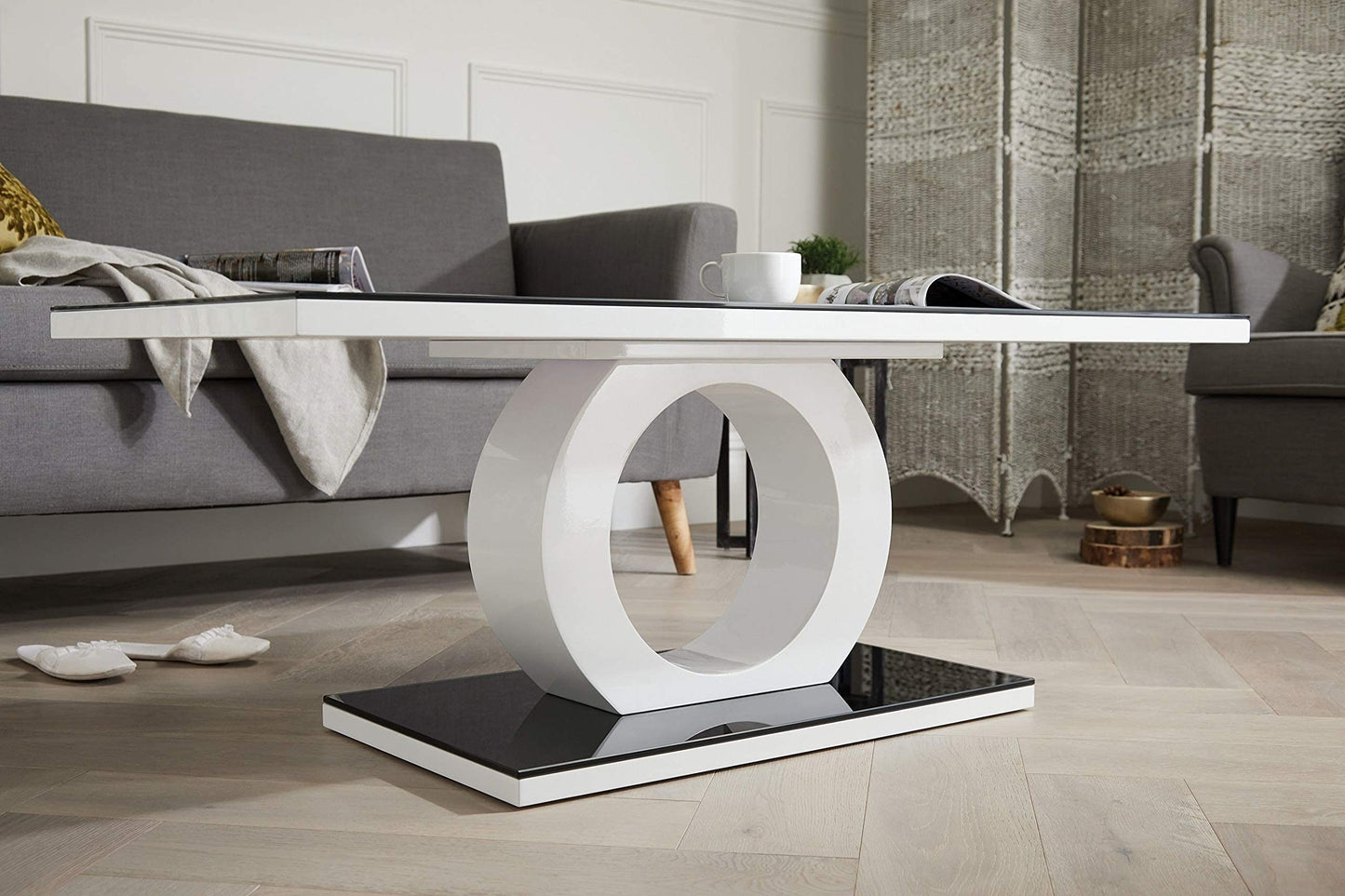 Furniturebox UK Giovani Black & White Glass Coffee Table - Modern & Elegant Gloss Coffee Table With Central Halo - Suitable for Living Room (Black & White)