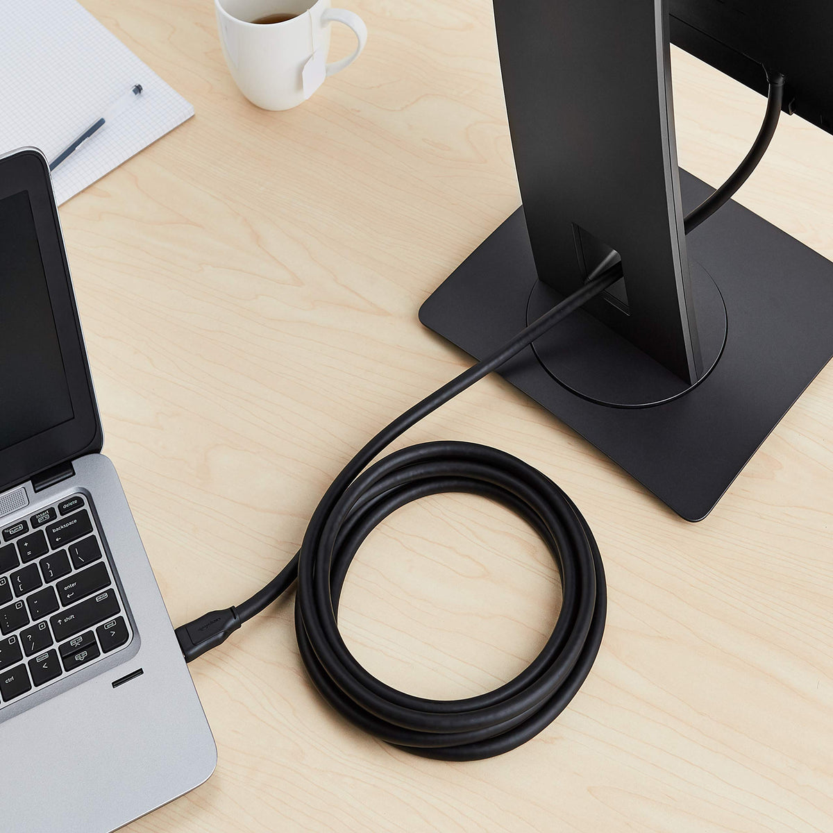 Amazon Basics DisplayPort 1.4 Cable, 32.4Gbps High-Speed, 8K@60Hz, 4K@120Hz, Dynamic HDR and 3D, Gold-Plated Plugs, 1.8 m, Black